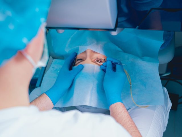 Exploring Refractive Surgery Options: LASIK, SMILE & Clear Lens Extraction